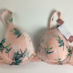 Cacique Nylon Wire Boost Plunge Bra Size 36A Lace Peach Floral Sleek Fabric NWT